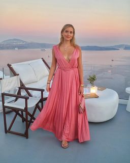 Valentina Ferragni feet photo thumbnail