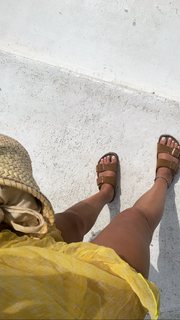 Valentina Ferragni feet photo thumbnail