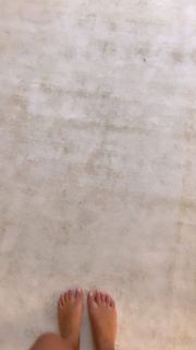 Valentina Ferragni feet photo thumbnail