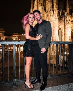 Valentina Ferragni feet photo thumbnail