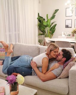 Valentina Ferragni feet photo thumbnail