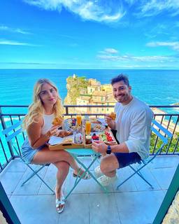 Valentina Ferragni feet photo thumbnail