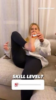 Valentina Ferragni feet photo thumbnail