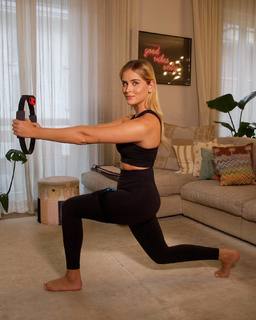 Valentina Ferragni feet photo thumbnail