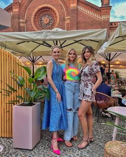 Valentina Ferragni feet photo thumbnail