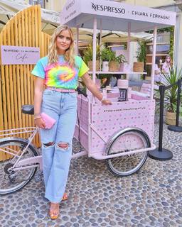 Valentina Ferragni feet photo thumbnail