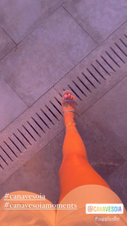 Valentina Ferragni feet photo thumbnail