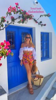 Valentina Ferragni feet photo thumbnail