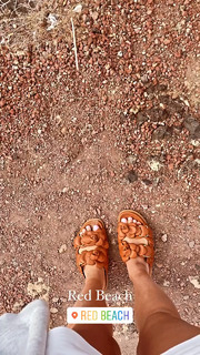 Valentina Ferragni feet photo thumbnail