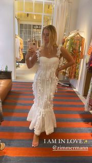 Valentina Ferragni feet photo thumbnail