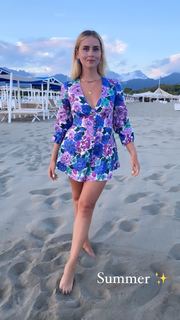 Valentina Ferragni feet photo thumbnail