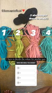 Valentina Ferragni feet photo thumbnail