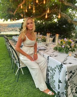 Valentina Ferragni feet photo thumbnail