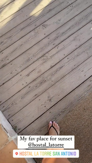 Valentina Ferragni feet photo thumbnail