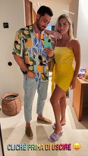 Valentina Ferragni feet photo thumbnail