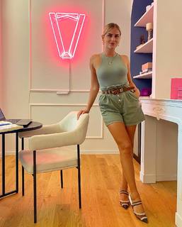 Valentina Ferragni feet photo thumbnail