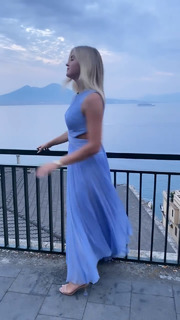 Valentina Ferragni feet photo thumbnail