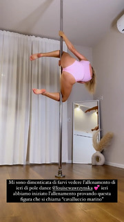 Valentina Ferragni feet photo thumbnail