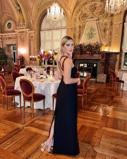 Valentina Ferragni feet photo thumbnail