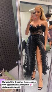 Valentina Ferragni feet photo thumbnail