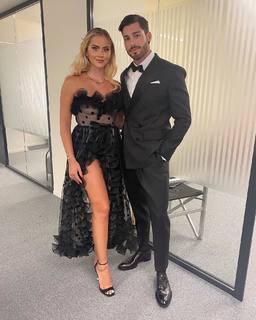 Valentina Ferragni feet photo thumbnail