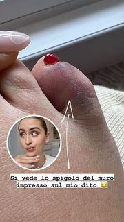 Valentina Ferragni feet photo thumbnail