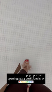 Valentina Ferragni feet photo thumbnail