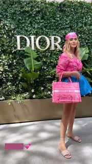 Valentina Ferragni feet photo thumbnail