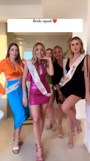 Valentina Ferragni feet photo thumbnail