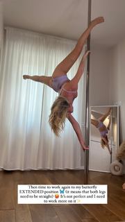 Valentina Ferragni feet photo thumbnail