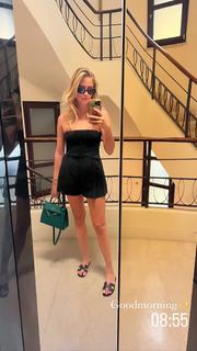 Valentina Ferragni feet photo thumbnail