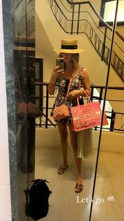 Valentina Ferragni feet photo thumbnail