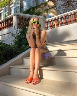Valentina Ferragni feet photo thumbnail