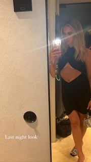 Valentina Ferragni feet photo thumbnail