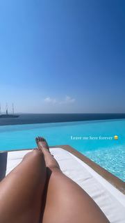 Valentina Ferragni feet photo thumbnail