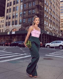 Valentina Ferragni feet photo thumbnail