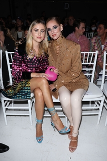 Valentina Ferragni feet photo thumbnail