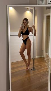 Valentina Ferragni feet photo thumbnail