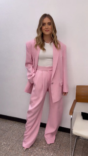 Valentina Ferragni feet photo thumbnail