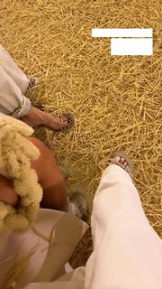 Valentina Ferragni feet photo thumbnail