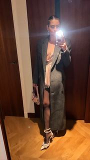 Valentina Ferragni feet photo thumbnail