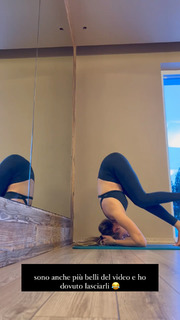 Valentina Ferragni feet photo thumbnail