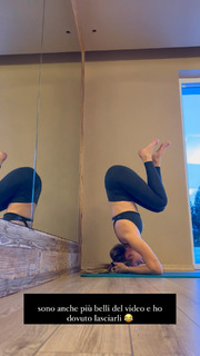 Valentina Ferragni feet photo thumbnail