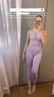 Valentina Ferragni feet photo thumbnail