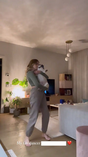 Valentina Ferragni feet photo thumbnail