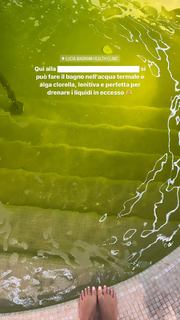 Valentina Ferragni feet photo thumbnail