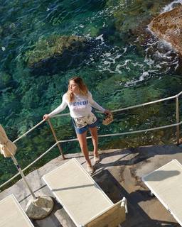 Valentina Ferragni feet photo thumbnail