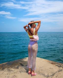 Valentina Ferragni feet photo thumbnail