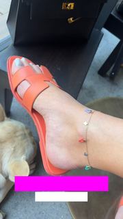 Valentina Ferragni feet photo thumbnail