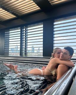 Valentina Ferragni feet photo thumbnail